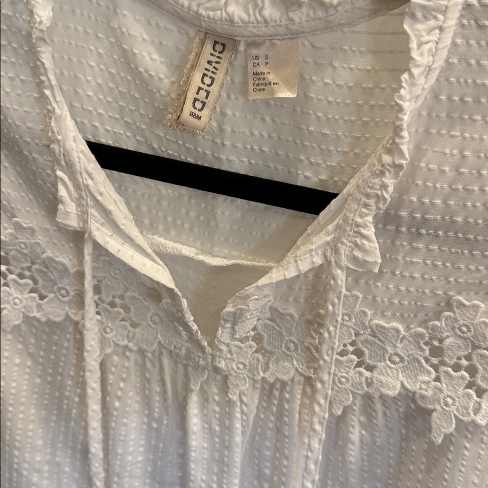 Divided White Ruffle Lace Blouse - Picture 2 of 3